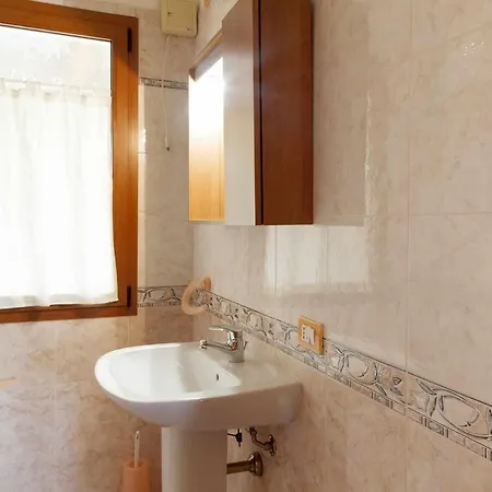 Casa Centro Con Wifi 10 Min Dal Mare Apartamento *